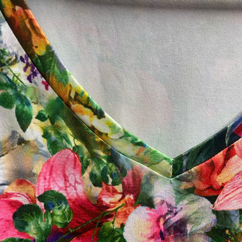 4X Garden Floral v neck  Shirt Sunflower Stretch Shirt Top - Picture 5 of 6